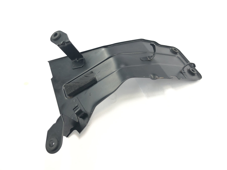 Suzuki Intruder VL 1500 AL [2000] - Tank mount tank holder heat protection