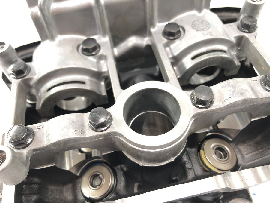Kawasaki Ninja 125 BX125B [2024] - cylinder head with intake in the intake