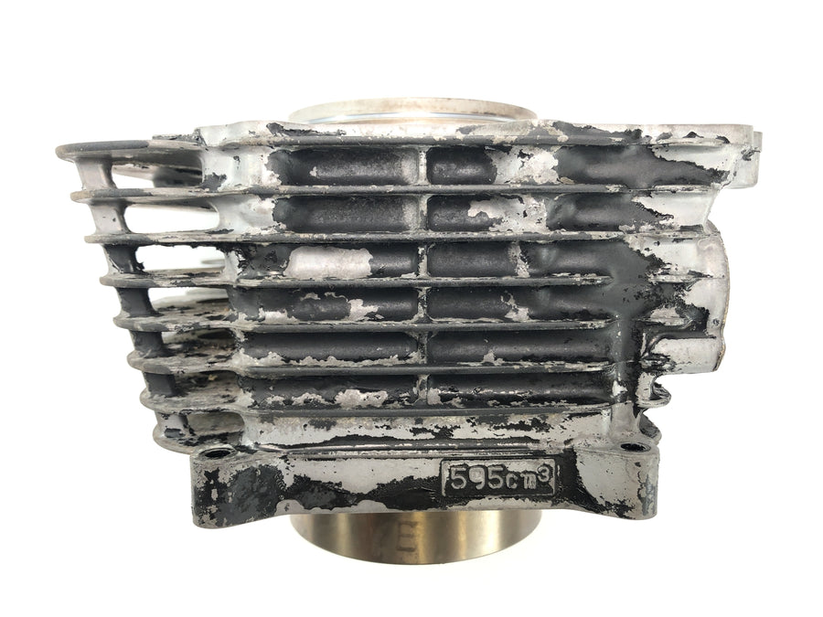 Yamaha XT 600 43F [1985] - cylinder with piston