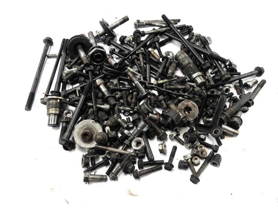 Honda CBX 650 E RC13 [1983] - screws and residual parts are convolidated