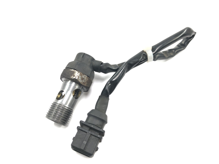 Triumph Bonneville T100 986MF [2012] - Oil temperature sensor