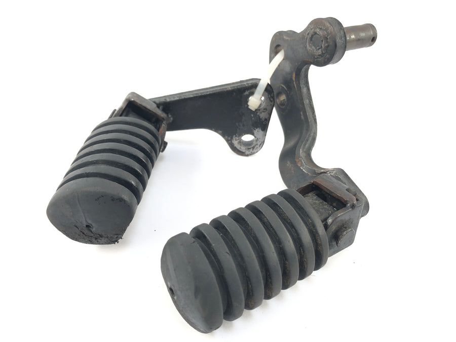 Yamaha XT 550 5Y3 [1982] - driver's footrests left and right