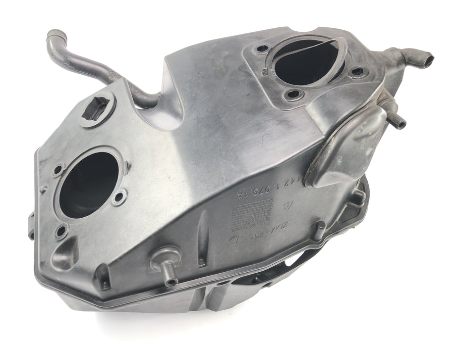 Ducati 999 H4 [2003] - air filter box Airbox housing