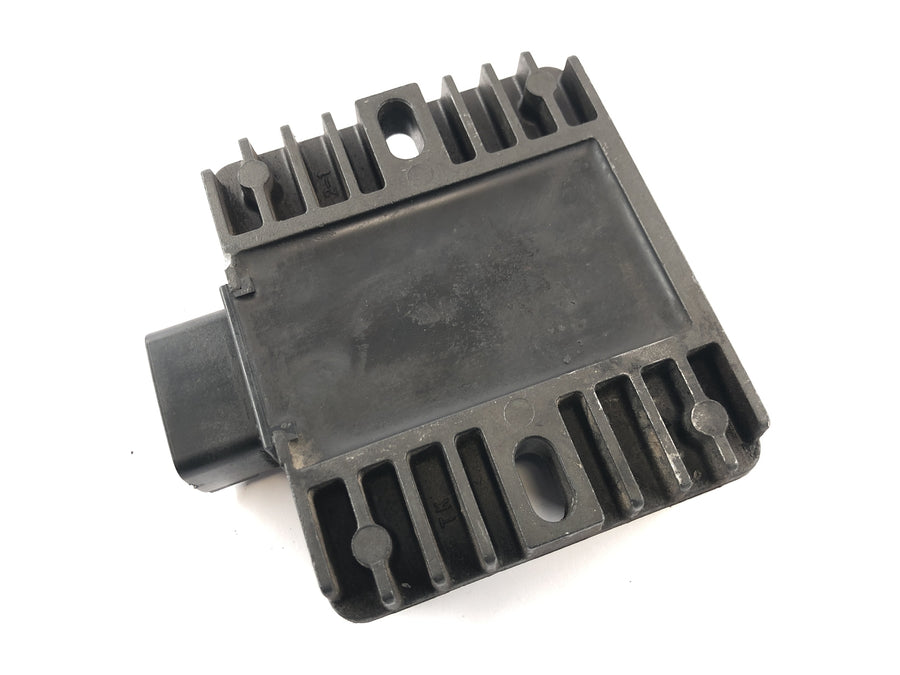 Yamaha MT 03 RM02 [2007] - Voltage regulator regulator rectifier charger