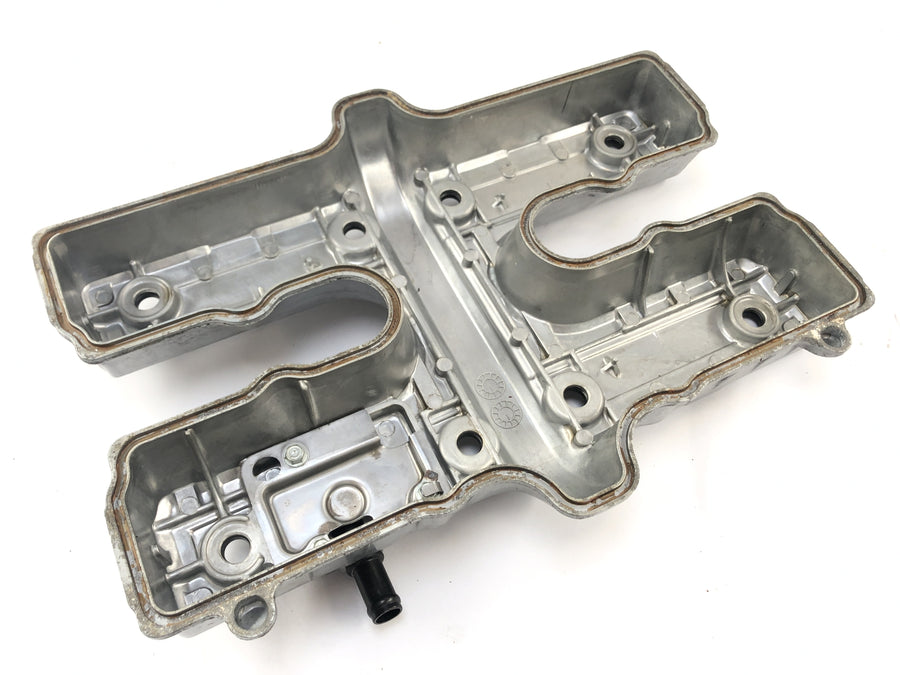 Honda CB 750 RC42 [1996] - valve lid