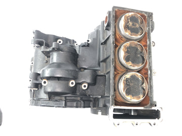 Triumph Daytona 900 T300 [1996] - Engine block crankcase cylinder block with pistons - 0