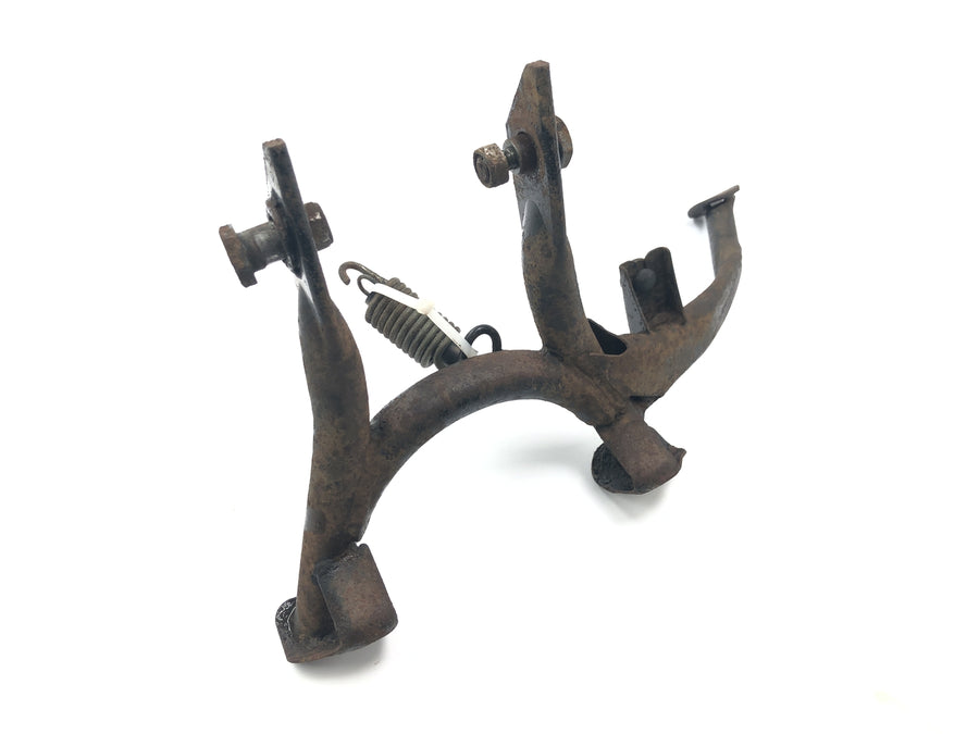 Yamaha XJR 1300 RP02 [1999] - Main stand with spring center stand