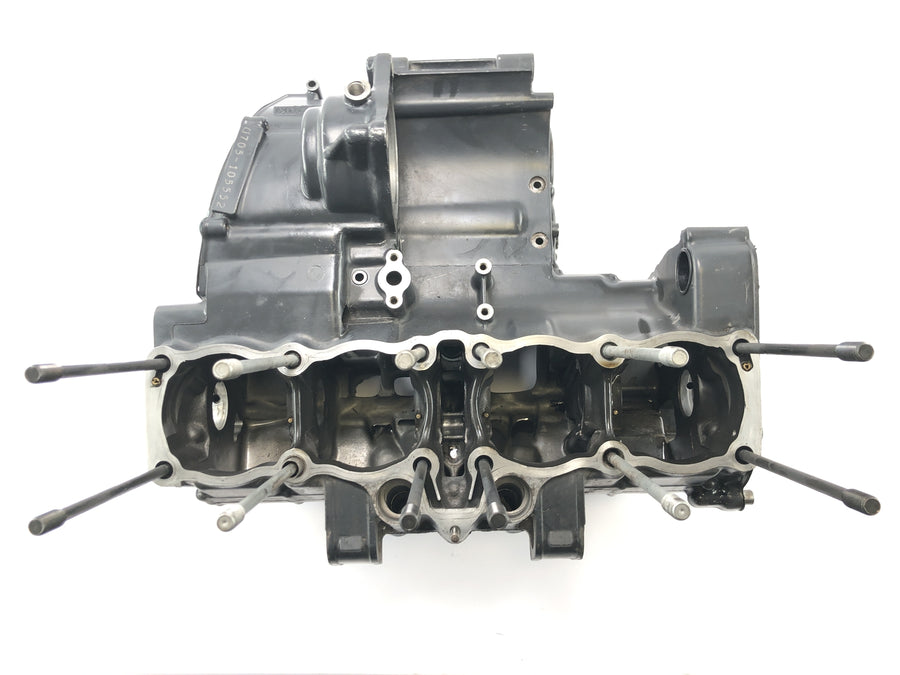 Suzuki GSX R 1100 GU74C [1987] - engine housing crankcase engine block empty housing