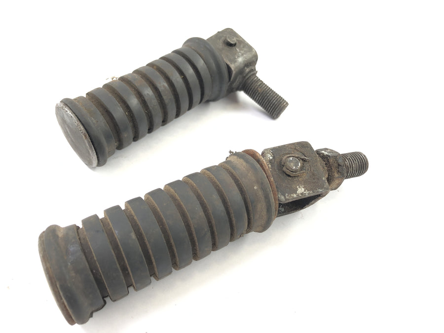 Yamaha XT 500 1U6 [1981] - Footrests Passenger Footrests