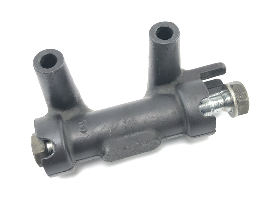 Kawasaki GPZ 1000 RX ZXT00A [1986] - Front brake line distributor