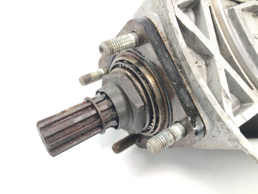 Moto Guzzi Le Mans 3 - final drive rear wheel hub drive flange cardan mount