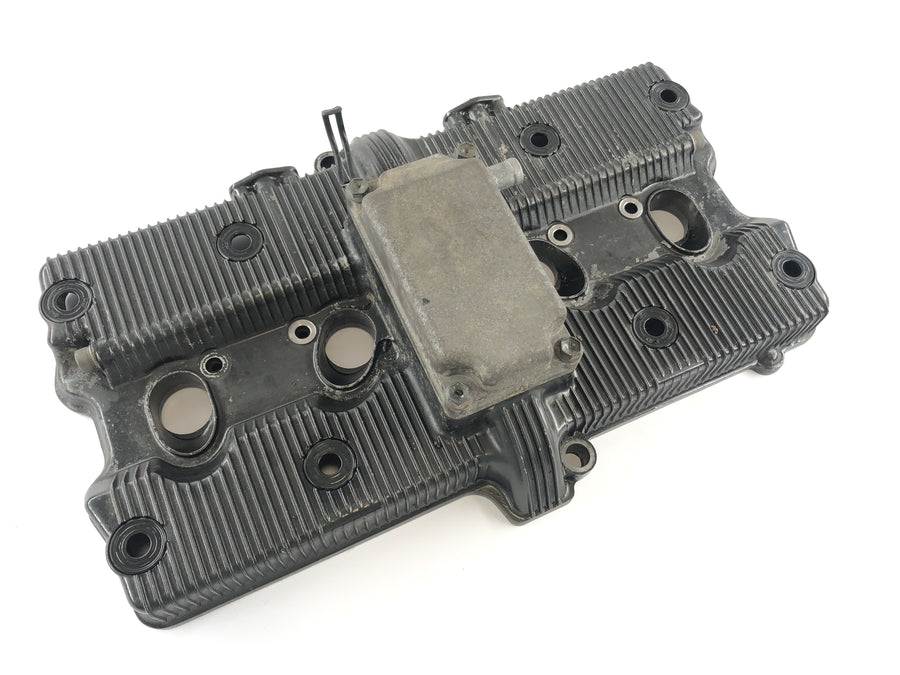 Suzuki Bandit 1200 GV75A [1998] - Valve cover