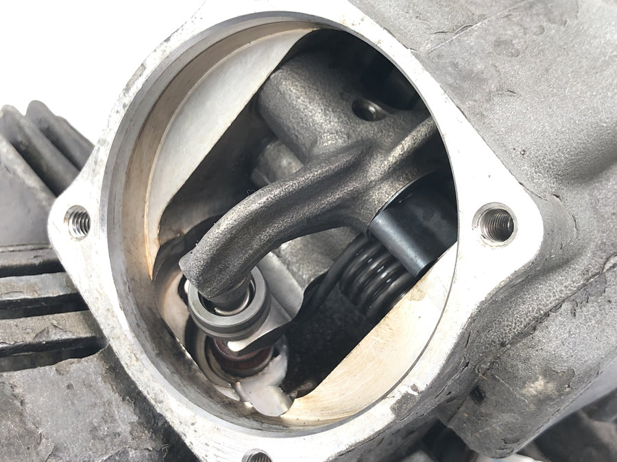 Ducati Multistrada 1000 DS [2003] - Zylinderkopf vorne Ventiltrieb liegender Zylinder