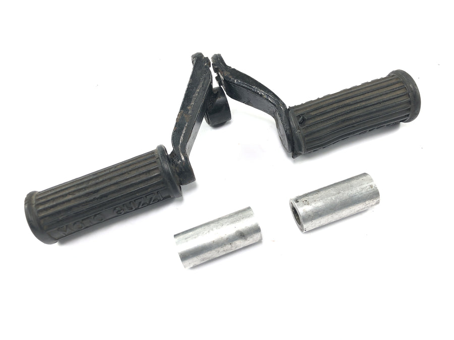 Moto Guzzi V7 Special [1971] - Front footrests Driver footrests
