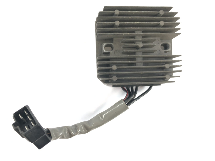 Suzuki Intruder VL 1500 AL [2000] - Voltage regulator rectifier regulator charger