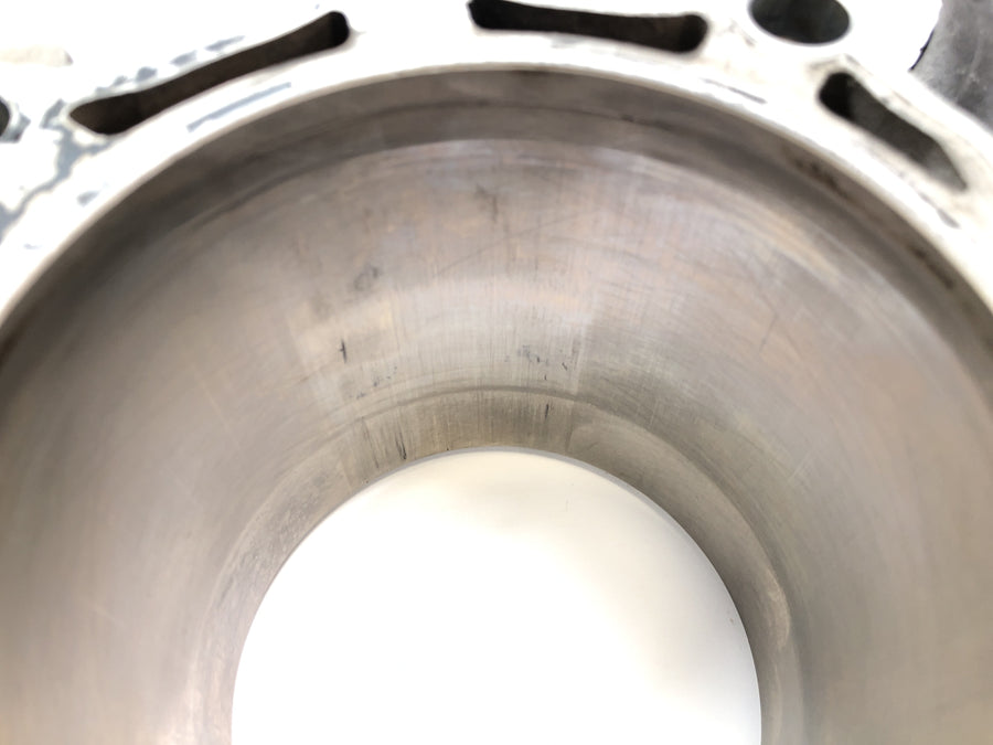 Yamaha YZ 426 F [2000] - cylinder with piston