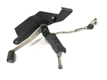 Triumph Daytona 900 T300 [1993] - Footrest on the left with shift lever foot switching lever switch pedal left - 0