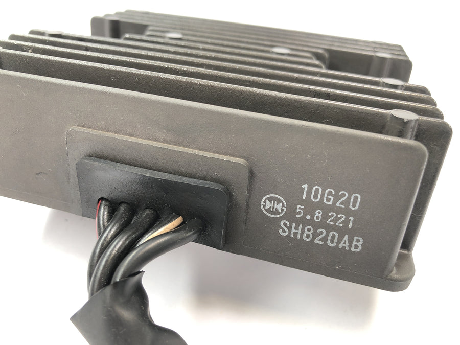Suzuki VZ 1500 WVCU [2011] - Voltage regulator rectifier regulator