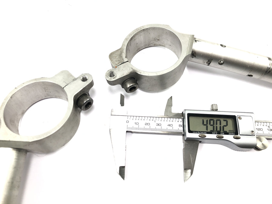 Yamaha YZF R1 RN04 [2001] - handlebar stub pair