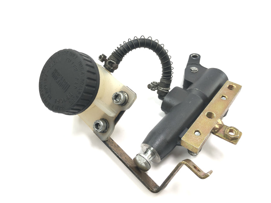 Moto Guzzi California 1100 EV KD [1998] - Rear brake pump rear wheel brake cylinder