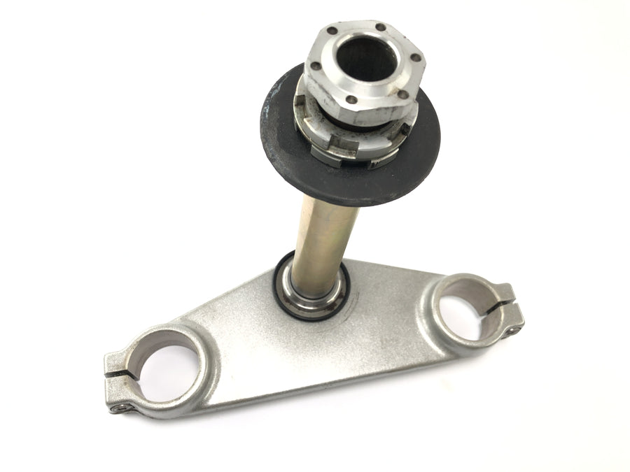 Triumph Sprint ST 1050 [2005] - fork bridge below 43mm