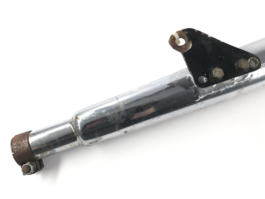 Triumph Bonneville T140V [1976] - silencer on the right exhaust