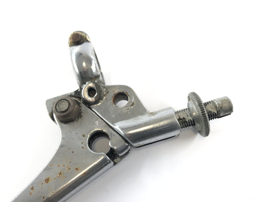 Triumph Bonneville T140V [1976] - clutch fitting with clutch lever