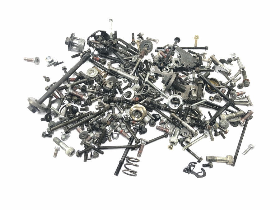 Kawasaki VN 1500 Mean Streak VN50T [2005] - screws remaining parts set of fastening material mixed lot