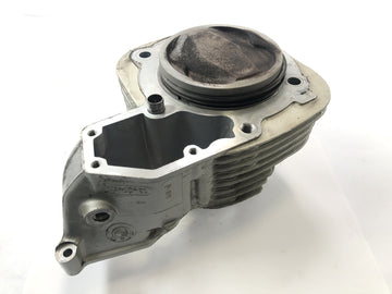 BMW R 1150 RT R22 [2001] - cylinder with piston on the right