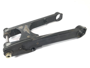 Triumph Daytona 900 T300 [1996] - Swing arm rear wheel swing arm