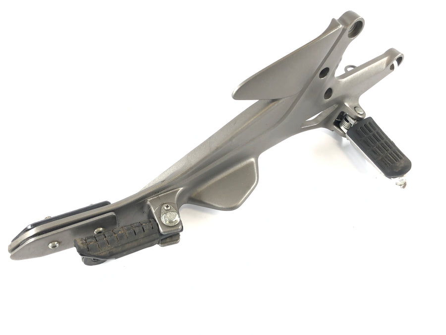 Honda CBF 1000 A SC58 [2006] - footrest plate on the right