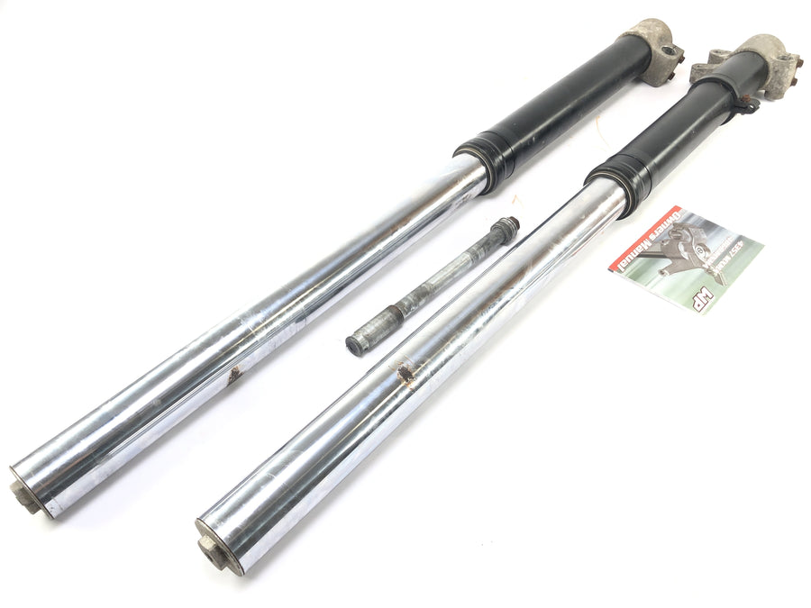 KTM 640 LC4 Adventure [2000] - Upsidedown WP suspension fork with manual and axle