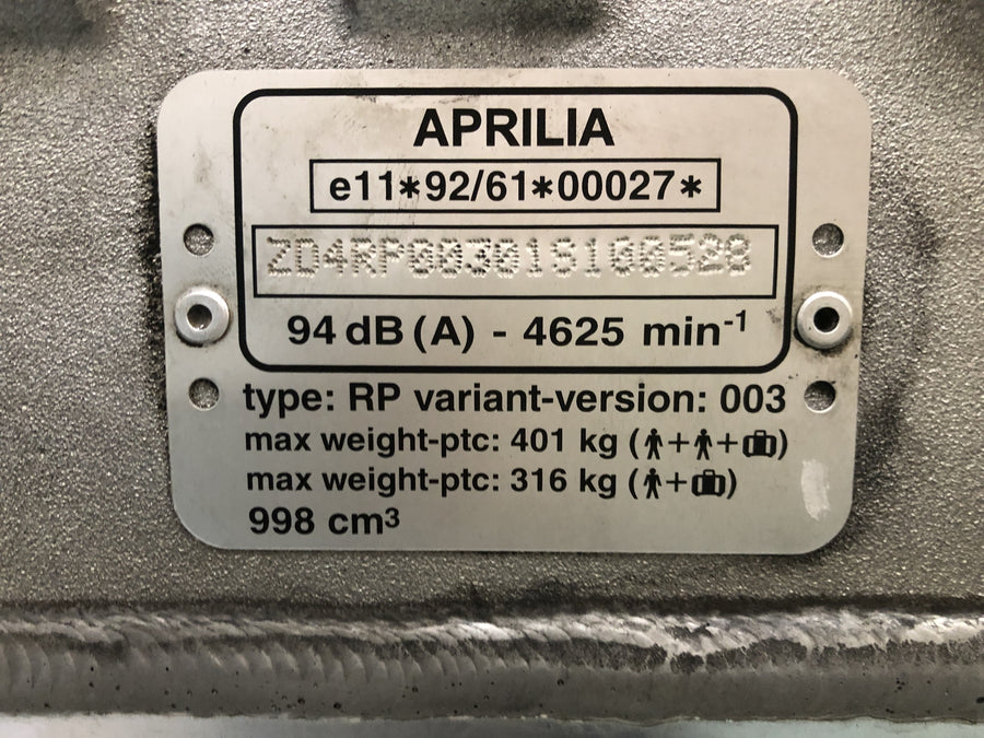 Aprilia RSV 1000 RP Mille [2001] - frame with papers