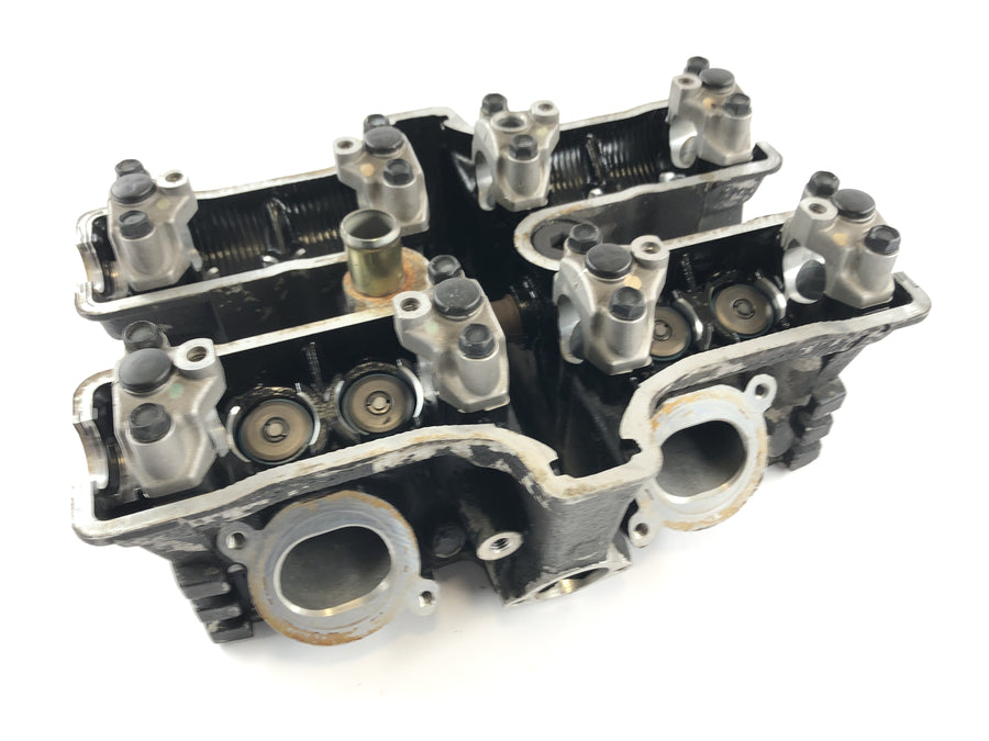 Yamaha V Max 1200 2we [1996] - Cylinder head in front