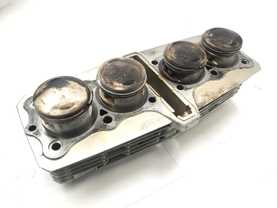 Kawasaki Z 1100 KZZ10A [1984] - cylinder with pistons