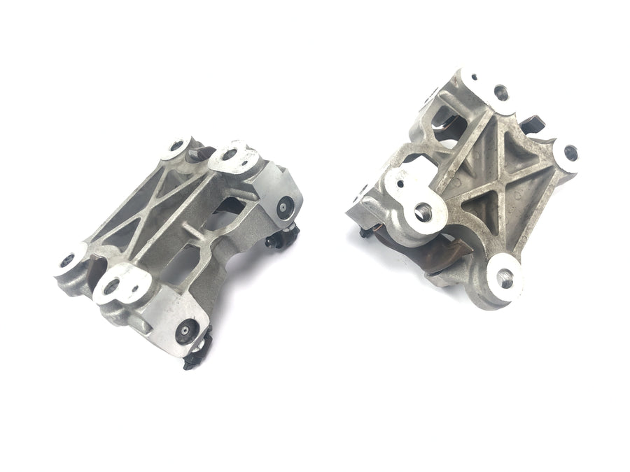 Moto Guzzi California 1100 EV KD [1998] - rocker arm brackets rocker arm bridge valve train left and right