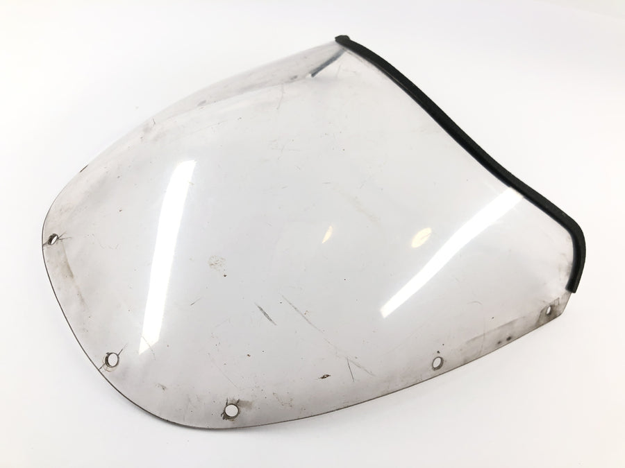 Suzuki RG 250 Gamma GJ21D [1987] - Windshield windshield panel scratched