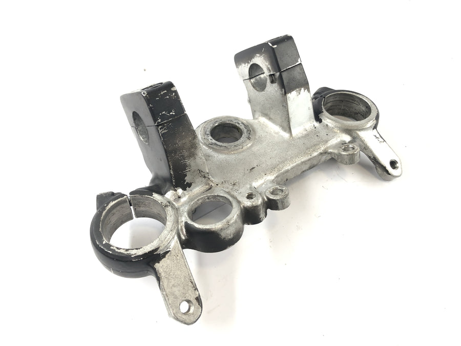 Honda CBX 650 E RC13 [1983] - fork bridge above fork platter