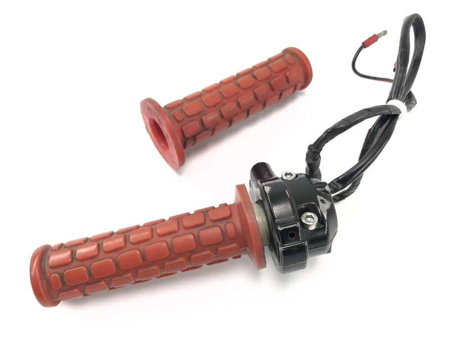 Yamaha XT 600 43F [1985] - handlebar fitting right handlebar switch gas handle with grip rubber