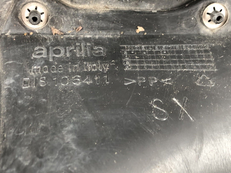 Aprilia RSV 1000 R [2004] -side panel fairing part left