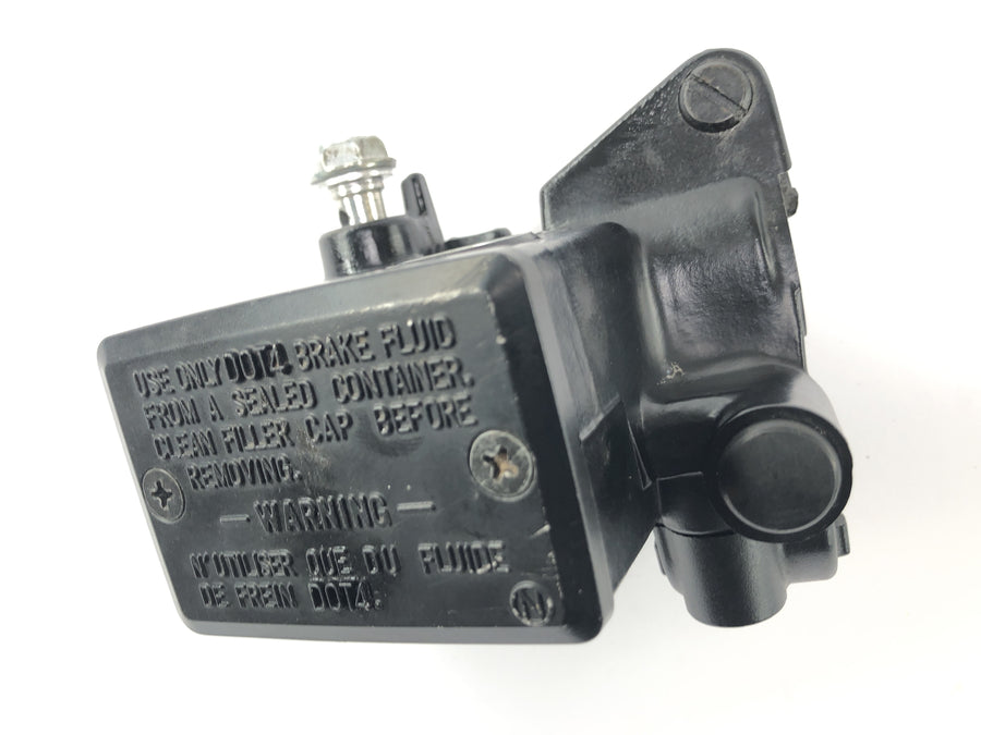 Kawasaki ZRX 1200 S ZRT20A [2002] - Brake pump brake fitting handbrake pump