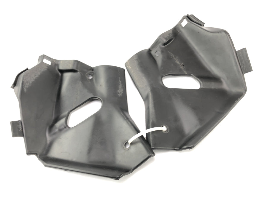 Triumph Daytona 900 T300 [1993] - motor protection cladding left and right motor shells