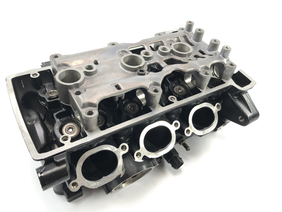 Triumph Street Triple R 675 D67LD [2010] - cylinder head