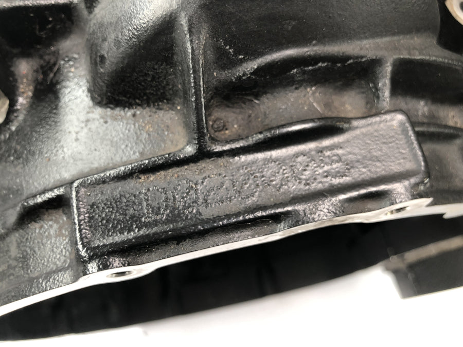 Triumph Daytona 900 T300 [1996] - Engine block crankcase cylinder block with pistons