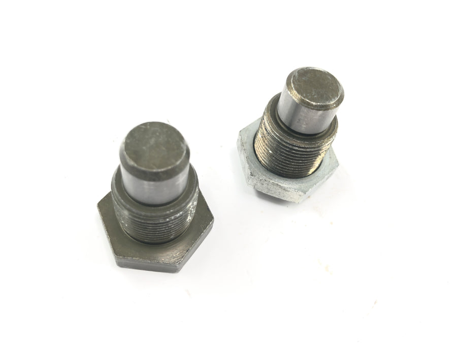 Suzuki Intruder VL 1500 AL [2000] - swingarm axle swingarm bolt