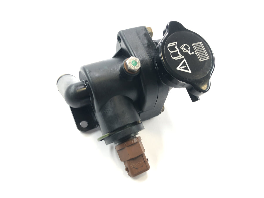 Triumph Tiger 955i 709EN [2003] - Thermostat housing coolant distributor cooling system