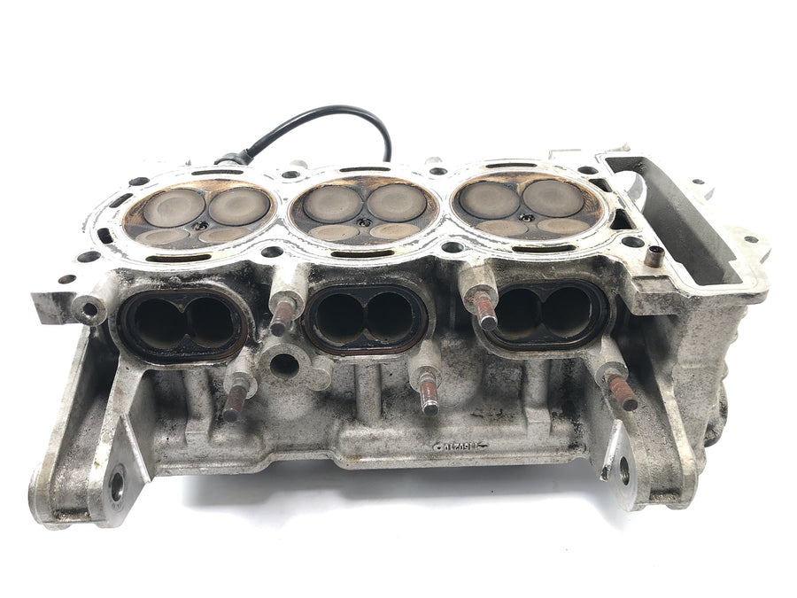 Triumph Sprint ST 1050 [2005] - cylinder head