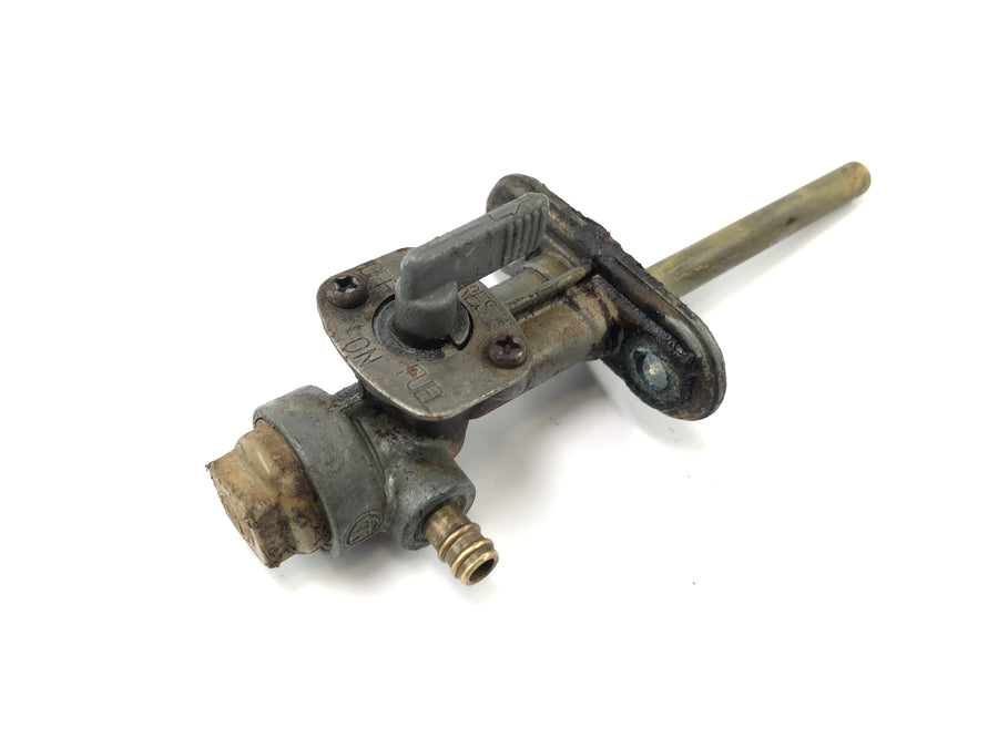 Yamaha XT 600 43F [1985] - petrol tap fuel tap petrol valve tank valve