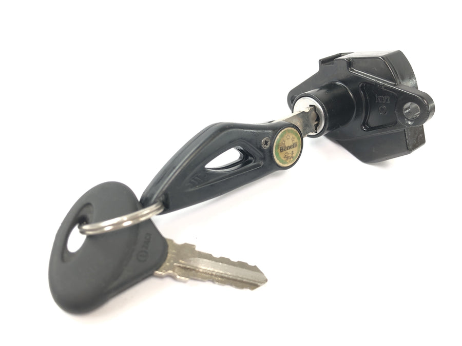 Benelli TNT 1130 [2009] - Tank cap locking mechanism ignition lock set
