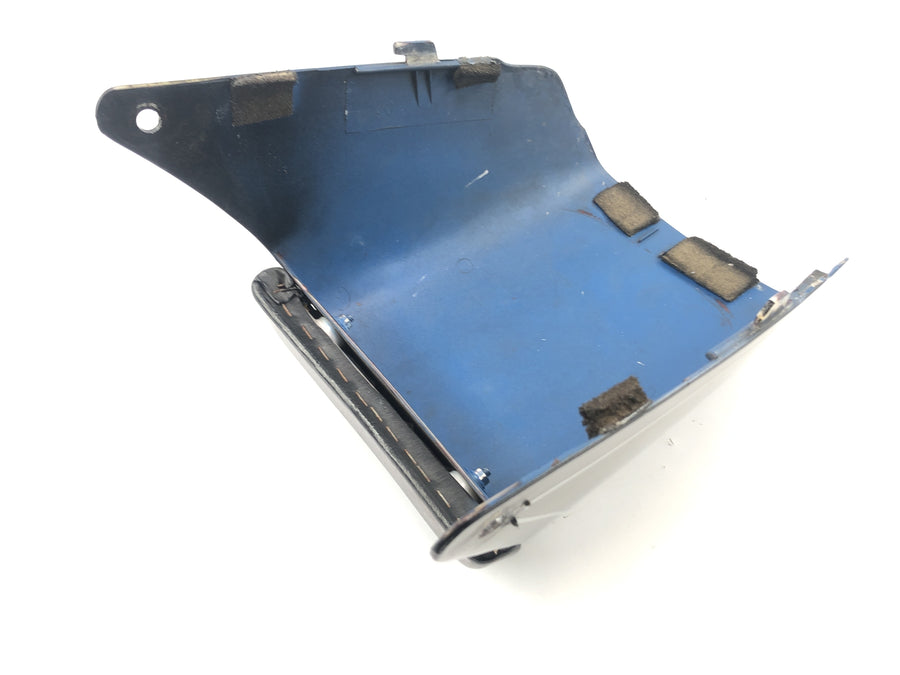Honda XBR 500 PC 15 [1989] - Socius head cover cladding behind